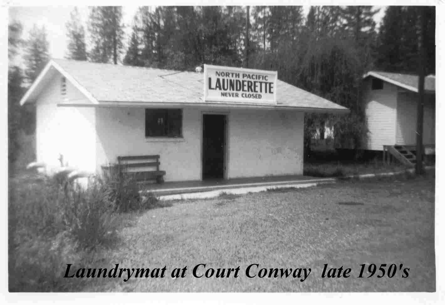 Laundrymat - Conway - late 1950's.jpg (177834 bytes)