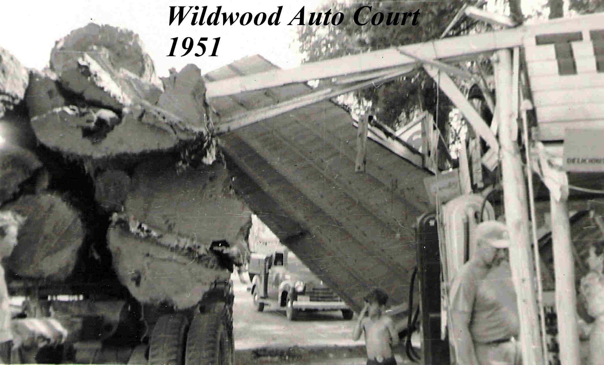 Wild Wood Auto Court 003.jpg (414016 bytes)